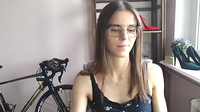 love megi online show from 02-05-26, 02:33