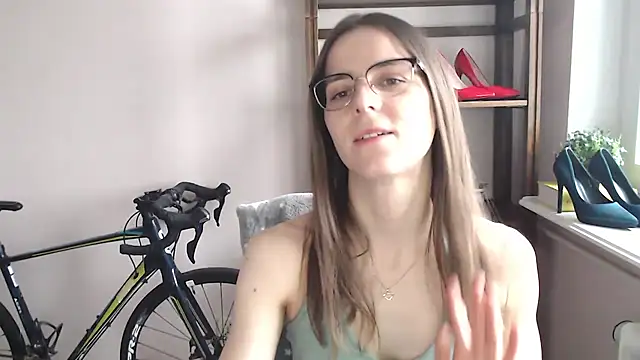 love megi online show from 02-24-26, 02:26