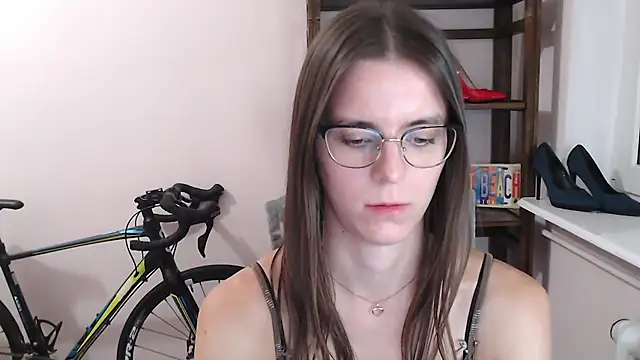 love megi online show from 04-12-26, 06:35