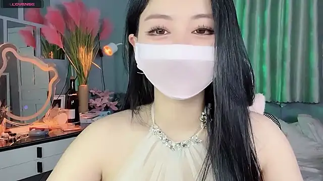 Snapshot of MI_KA22 chatting on 10-21-25, 08:15 MI KA22 online show from 10-21-25, 08:15