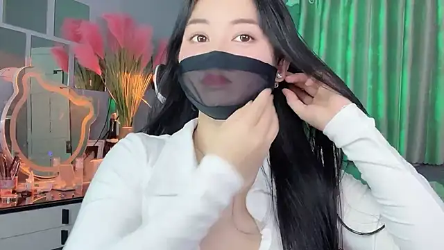 Snapshot of MI_KA22 chatting on 10-24-25, 07:16 MI KA22 online show from 10-24-25, 07:16