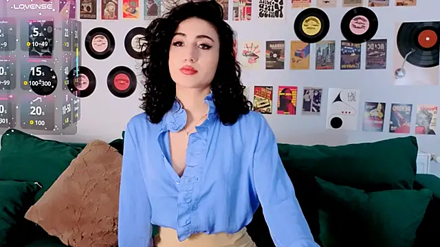 Maya Rogerss online show from 04-13-26, 02:33