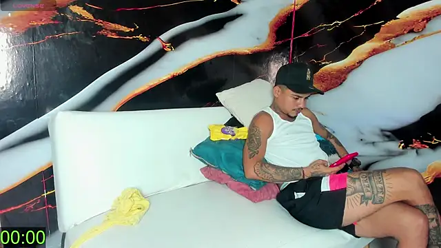 hot dirty paradise 66 online show from 03-03-26, 04:29