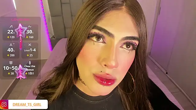 Snapshot of Sophie_whitexxx chatting on 10-14-25, 03:46 Sophie whitexxx online show from 10-14-25, 03:46