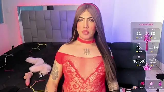 Sophie whitexxx online show from 05-17-26, 07:54