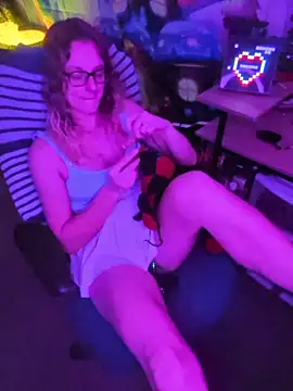 AlicePayne online show from 02-11-26, 05:23