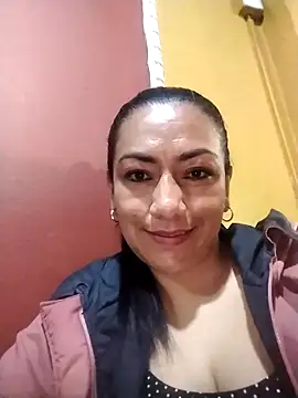 Snapshot of Carlasm- chatting on 03-08-25, 12:55 Carlasm- online show from 03-08-25, 12:55