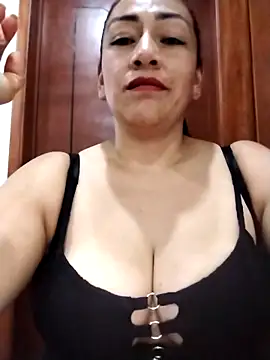 Snapshot of Carlasm- chatting on 10-04-25, 09:35 Carlasm- online show from 10-04-25, 09:35