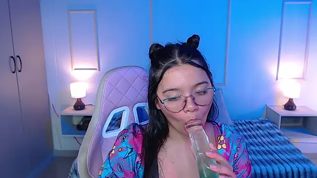 lilly 1948 online show from 03-13-25, 06:48