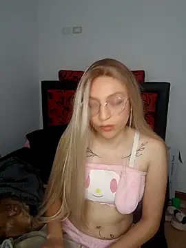 Snapshot of N_Nova chatting on 02-07-26, 02:15 N Nova online show from 02-07-26, 02:15