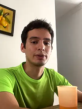 Thiagobb7 online show from 10-31-25, 06:31