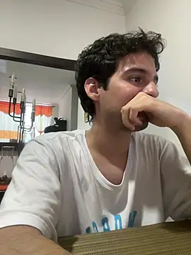 Thiagobb7 online show from 01-15-26, 10:02