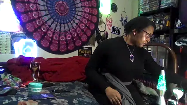 Snapshot of GardeniaFields chatting on 01-17-26, 05:23 GardeniaFields online show from 01-17-26, 05:23