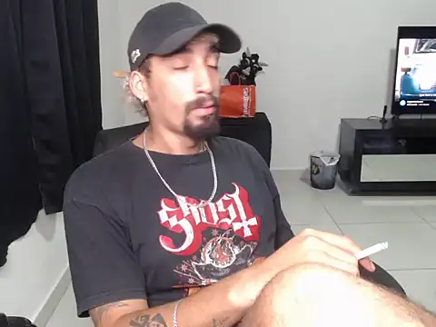 Snapshot of MrPickles696 chatting on 03-22-25, 01:22 MrPickles696 online show from 03-22-25, 01:22