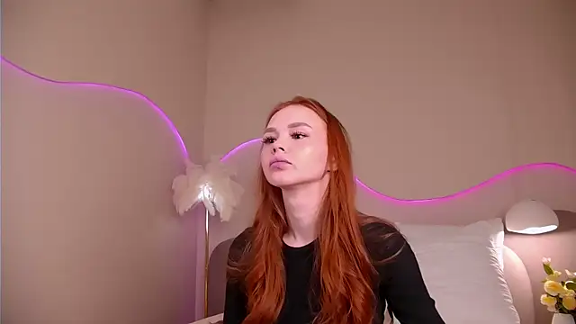 Snapshot of MiraBliss chatting on 11-29-25, 07:39 MiraBliss online show from 11-29-25, 07:39