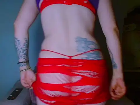 Aliceessencex online show from 06-18-26, 08:02