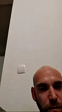 Snapshot of Smokeym123 chatting on 03-13-25, 02:38 Smokeym123 online show from 03-13-25, 02:38