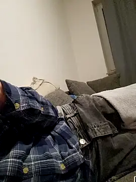 Snapshot of Smokeym123 chatting on 10-24-25, 11:01 Smokeym123 online show from 10-24-25, 11:01