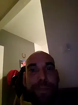 Snapshot of Smokeym123 chatting on 12-01-25, 12:04 Smokeym123 online show from 12-01-25, 12:04