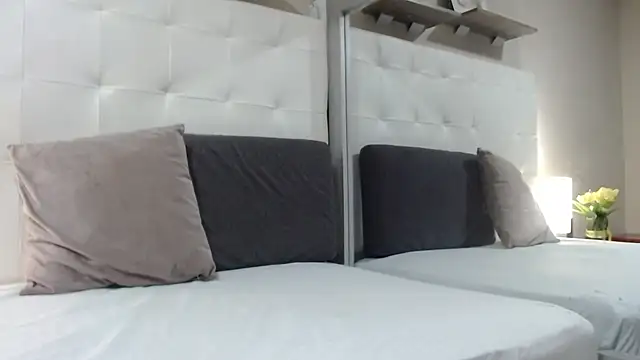 Snapshot of willow_smitt chatting on 10-10-25, 12:26 willow smitt online show from 10-10-25, 12:26