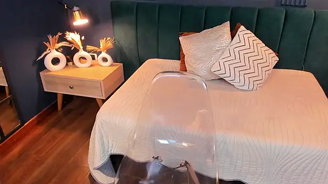 roxy hell online show from 03-08-25, 07:09