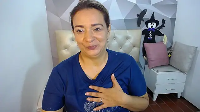 Milf-Prettyboobs online show from 11-01-25, 11:12