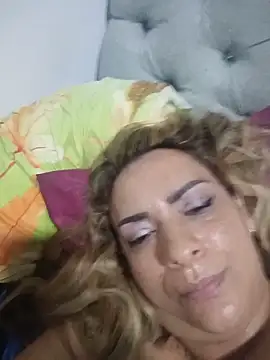 Snapshot of Milf-Prettyboobs chatting on 05-31-26, 04:20 Milf-Prettyboobs online show from 05-31-26, 04:20