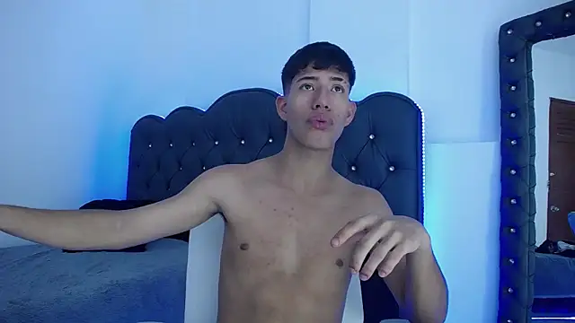 dareck 18 online show from 03-23-25, 12:15