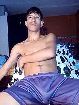 dareck 18 online show from 04-11-26, 03:00