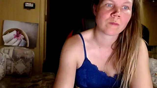 CallMeMaria online show from 01-07-25, 08:21