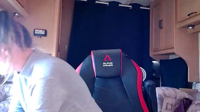 CallMeMaria online show from 01-09-25, 04:39