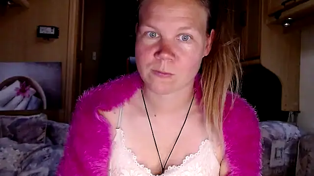 CallMeMaria online show from 01-20-25, 02:03