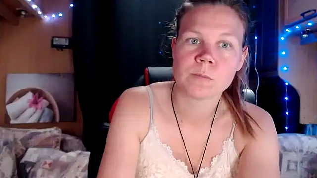 CallMeMaria online show from 01-24-25, 12:52