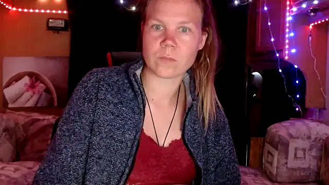 CallMeMaria online show from 01-31-25, 04:27