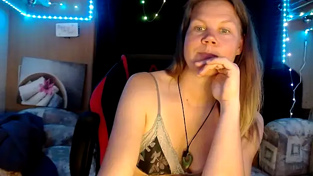 CallMeMaria online show from 03-03-25, 01:09