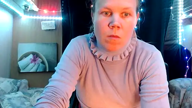 CallMeMaria online show from 03-07-25, 06:43