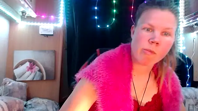 CallMeMaria online show from 03-16-25, 05:17