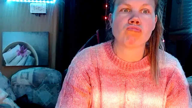 CallMeMaria online show from 03-19-25, 07:38