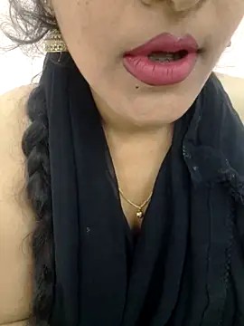 Snapshot of priya_00143 chatting on 11-16-25, 05:57 priya 00143 online show from 11-16-25, 05:57