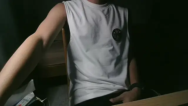 Snapshot of mak_mark92 chatting on 09-24-25, 04:10 mak mark92 online show from 09-24-25, 04:10