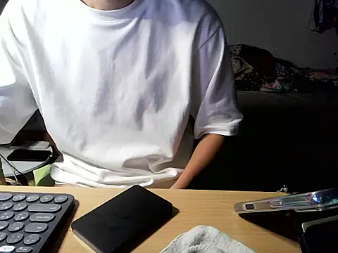 Snapshot of mak_mark92 chatting on 10-14-25, 07:47 mak mark92 online show from 10-14-25, 07:47