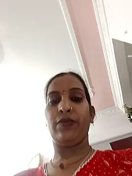 Hotty-Nidhi online show from 03-31-26, 04:18