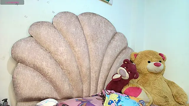 charlotte walker1 online show from 03-24-26, 12:04