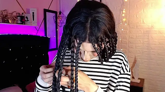 agatha rodriguez online show from 01-12-26, 02:11