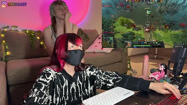 Snapshot of h3ntai_baby chatting on 06-30-26, 07:04 h3ntai baby online show from 06-30-26, 07:04