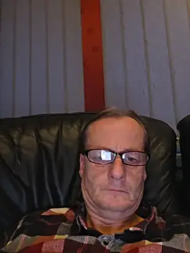 namorreyeb1 online show from 10-22-25, 05:41