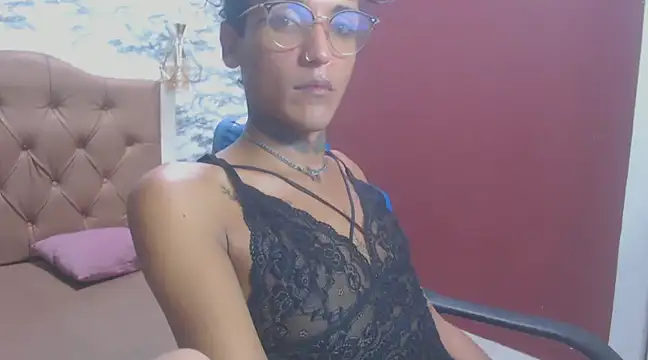 Snapshot of Dayana_20cm chatting on 03-11-25, 11:26 Dayana 20cm online show from 03-11-25, 11:26