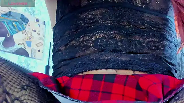 Snapshot of Dayana_20cm chatting on 09-16-25, 07:09 Dayana 20cm online show from 09-16-25, 07:09