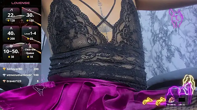 Snapshot of Dayana_20cm chatting on 11-08-25, 06:35 Dayana 20cm online show from 11-08-25, 06:35