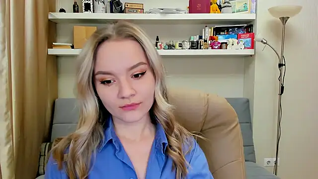 Kara Smith  online show from 12-09-24, 09:16